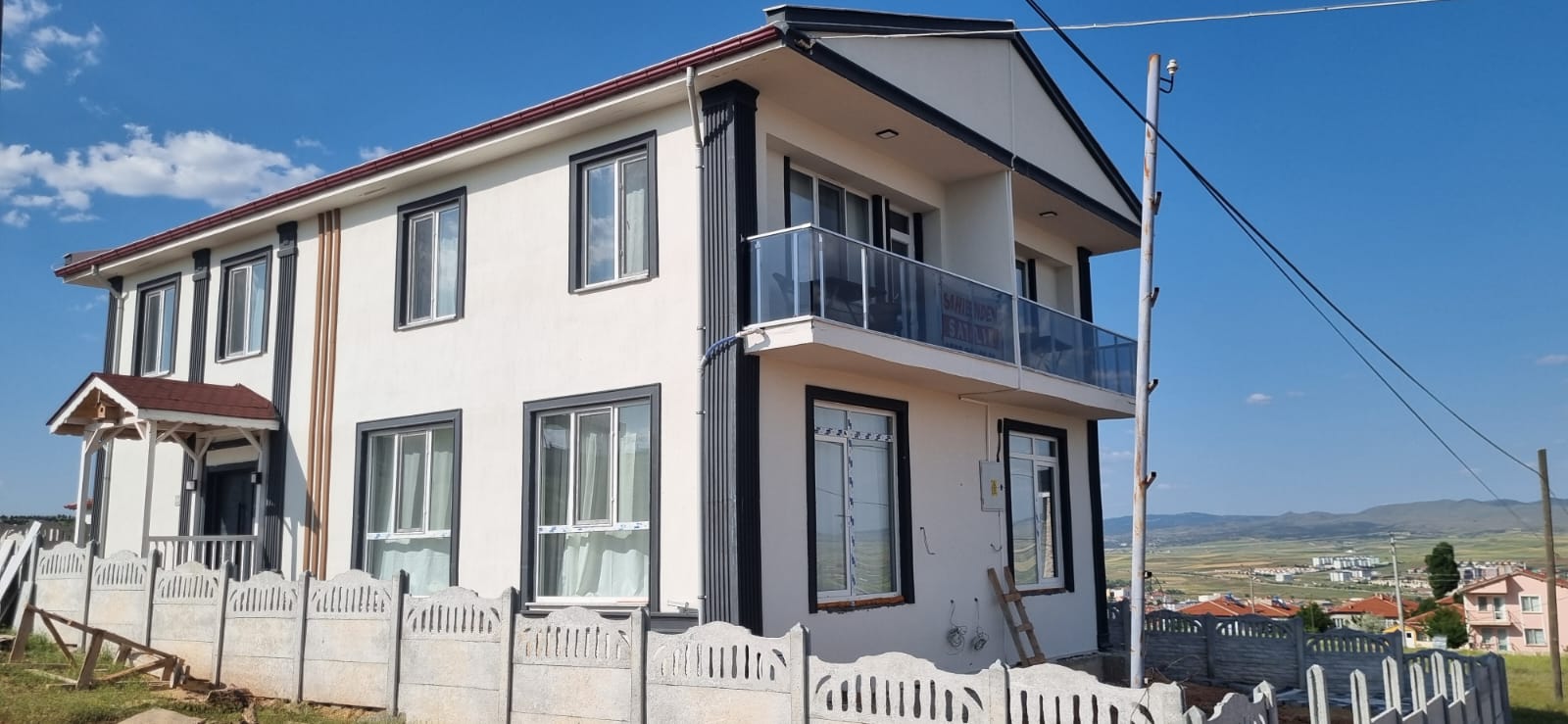 YENİ YAPILMIŞ SIFIR MÜSTAKİL 2 ADET VİLLA