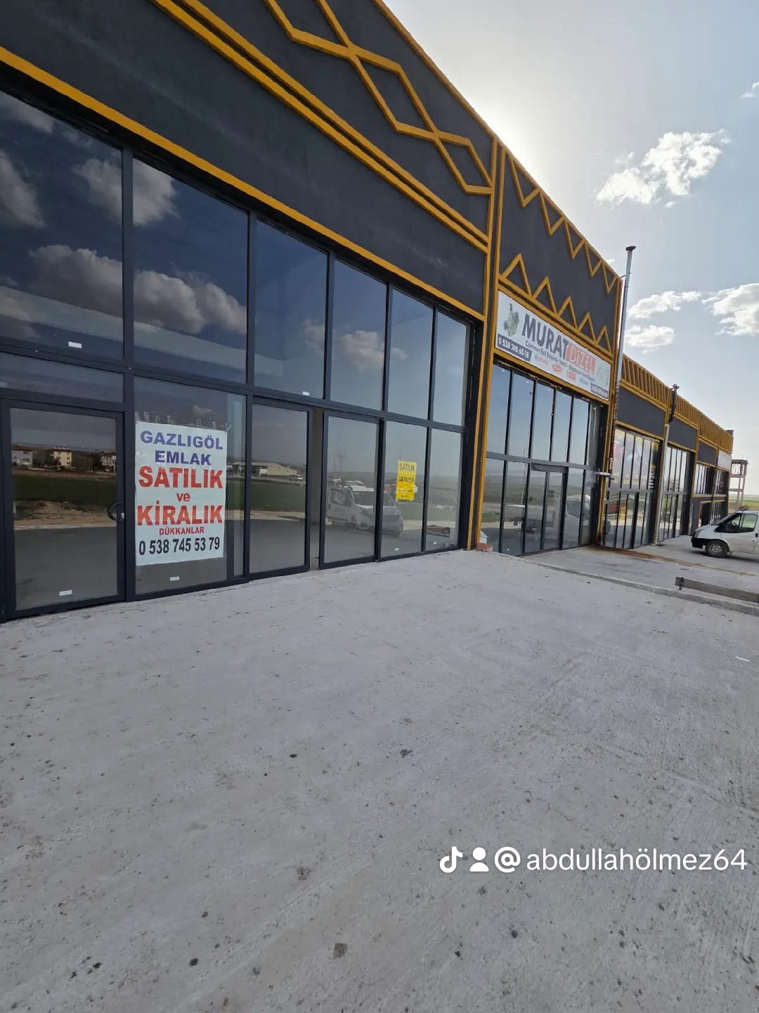 İHSANİYEDE SATILIK SIFIR DÜKKAN